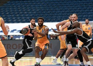 AEK: «Έτοιμοι να παίξουμε με όποιους… δικαστές θέλει ο ΠΑΟΚ»