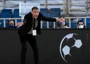 Μέξας: «Νιώθουμε αδικημένοι – Φάουλ του Ζήση στον Λοβ»