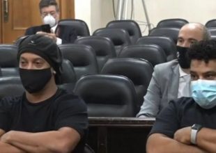 Αγωνία για Ροναλντίνιο, στην εντατική η μητέρα του με κορωνοϊό (pics)
