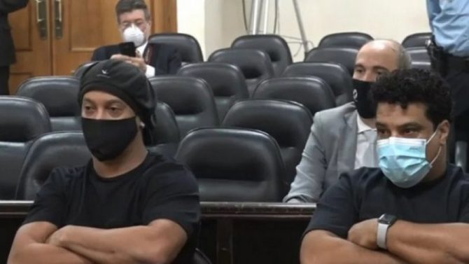 Αγωνία για Ροναλντίνιο, στην εντατική η μητέρα του με κορωνοϊό (pics)