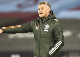Σόλσκιερ: “Δεν είναι στα γονίδια μας να καθίσουμε και να περιμένουμε το 0-0”