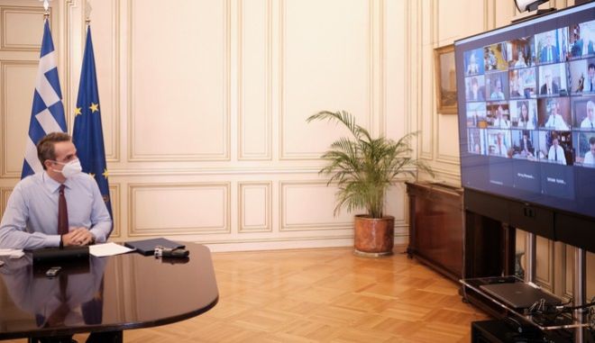 Μητσοτάκης: Μέχρι να ολοκληρωθεί ο εμβολιασμός, θα έχουμε μέτρα για τον κορονοϊό