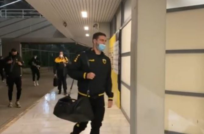 Κιτρινόμαυρη άφιξη και… αποδυτήρια (ΦΩΤΟ+VIDEO)