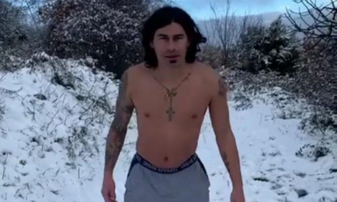 Στα χιόνια γυμνός ο Μπλάνκο! (VIDEO)