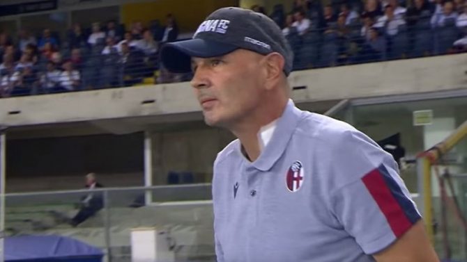 Μιχαΐλοβιτς: «Ντροπή να παίζουμε σε τέτοια χωράφια»!