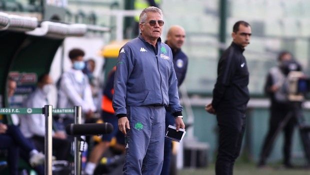 Μπόλονι: “Θα ήθελα δύο-τρεις βασικούς ποδοσφαιριστές”