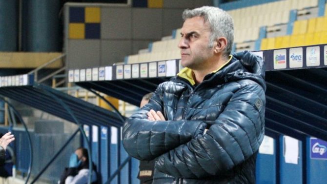 Δέλλας: «Τα λόγια… σταματούν»