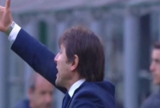 Κόντε σε Βιδάλ: «Αρτούρο σκ@@@, παίξε και μη σταματάς, άντε γ@@@@@!»