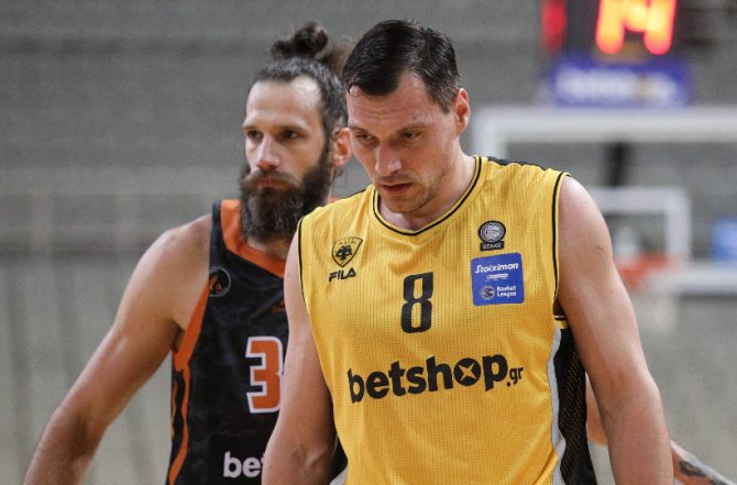 Πλήρωσε τις απουσίες της η Βασίλισσα
