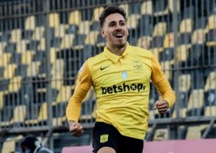 Άρης – Αστέρας 2-0: Οι αλλαγές του Μάντζιου έδωσαν προβάδισμα πρόκρισης