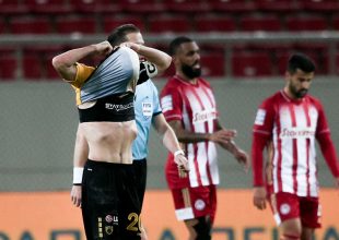 Με… κιάλια η κορυφή για την ΑΕΚ (ΦΩΤΟ)