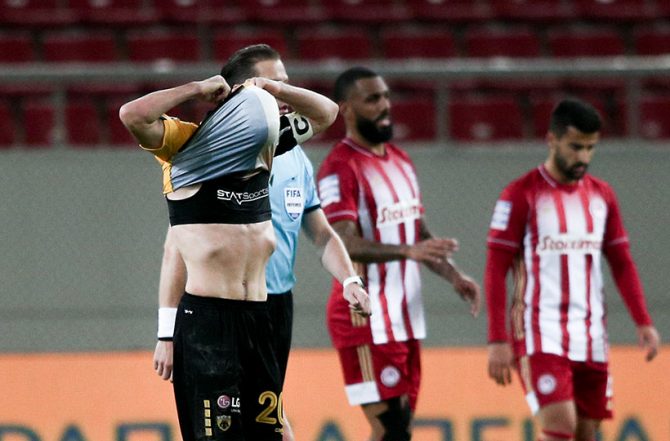 Με… κιάλια η κορυφή για την ΑΕΚ (ΦΩΤΟ)