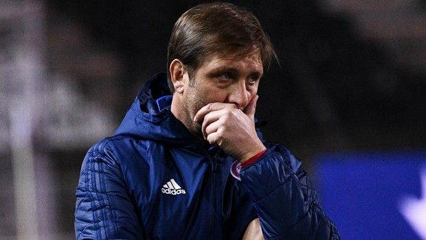 Μαρτίνς: “Αναπόφευκτα λάθη λόγω του ανέμου”