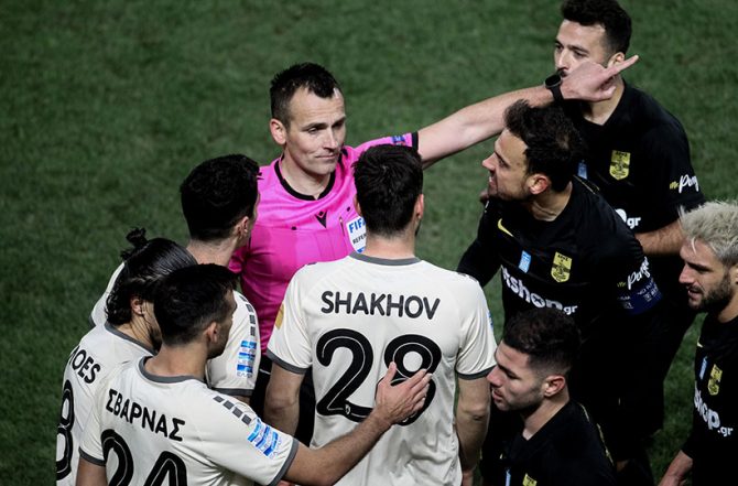 ΑΠΙΣΤΕΥΤΟ: Απειλούσε με ένσταση ο Άρης! (ΦΩΤΟ) ΑΠΙΣΤΕΥΤΟ: Απειλούσε με ένσταση ο Άρης! (ΦΩΤΟ)