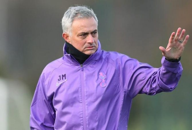 Μουρίνιο: “Πιστεύω ότι η Ιταλία θα είναι στα ημιτελικά του Euro”