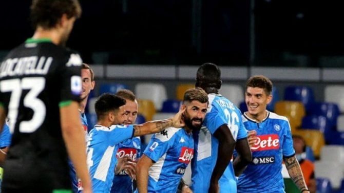 Νάπολι – Πάρμα 2-0: Το καθήκον οι Παρτενοπέι, «βυθίζονται» οι Παρμέντσι (vid)