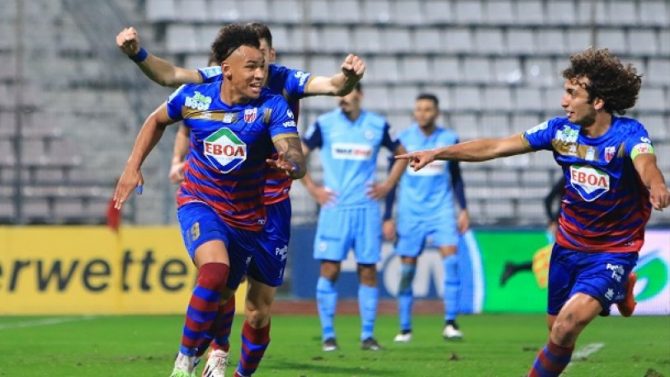 Βόλος – Ατρόμητος 1-0: Αλμα εξάδας με Περέα στο αντίo του Ουάρντα