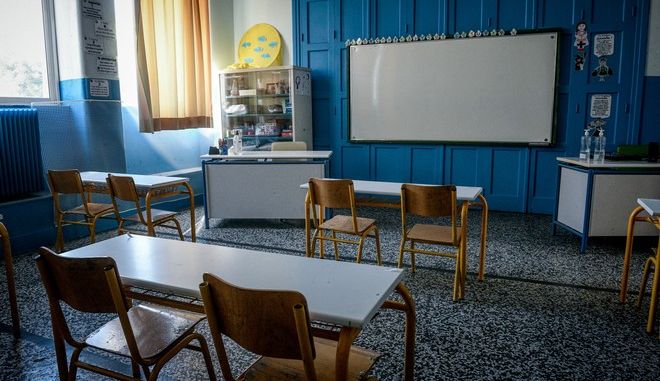 Κορωνοϊός: Κρούσματα ξανά σε σχολεία – Έκλεισαν τμήματα