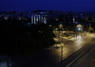 Lockdown: “Κόκκινη” η Αττική- Την Παρασκευή τα νέα μέτρα