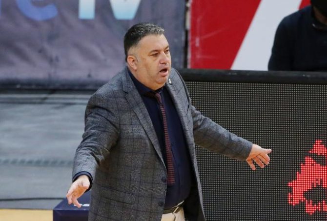 Γιατράς: «Νικήσαμε μία ομάδα με προβλήματα απουσιών»
