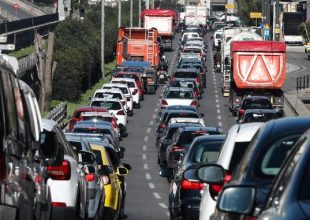 Πώς άδειασαν περισσότερες από 3.800 θέσεις στάθμευσης στην Αθήνα