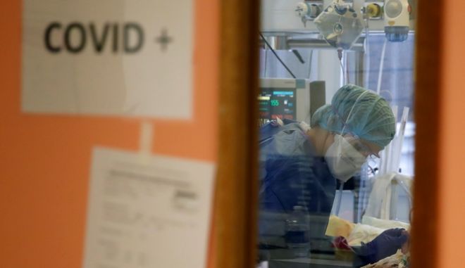 Παπαευαγγέλου: Αυξήθηκαν 15% τα ενεργά κρούσματα σε μία εβδομάδα