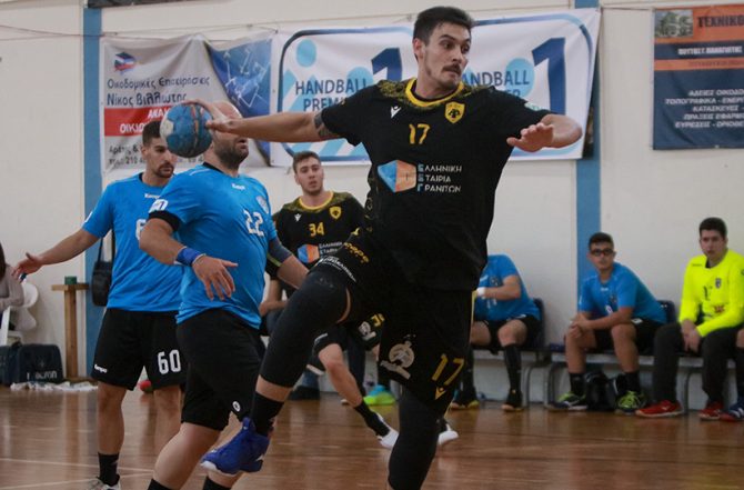 Πλάθα: «Η ΑΕΚ είναι μεγάλη ομάδα και θέλει τη νίκη»