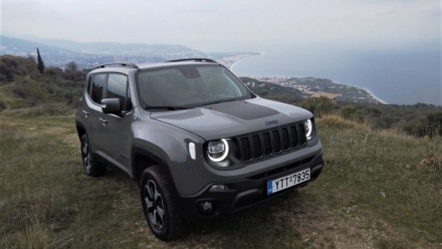 Οδηγώντας το νέο Plug-in hybrid Jeep Renegade 4xe