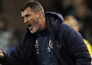 Ρόι Κιν για Λίβερπουλ: “Αν συνεχίσετε έτσι, θα κάνετε άλλα 30 χρόνια να πάρετε πρωτάθλημα”