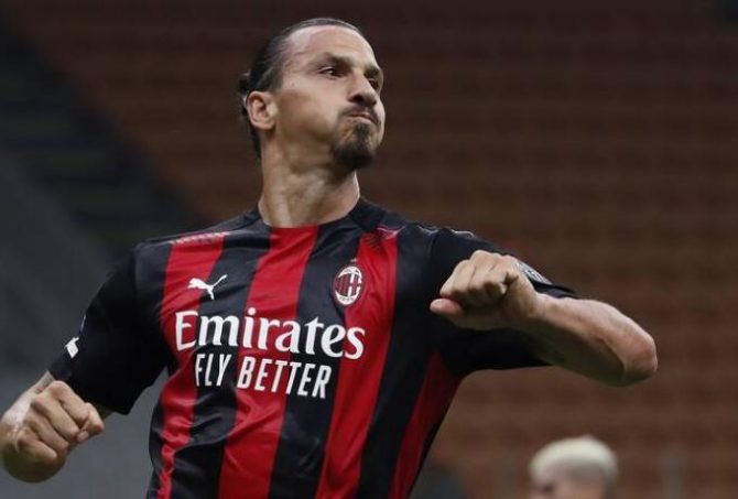 Μίλαν: Σε συζητήσεις με τον Ζλάταν για την παραμονή του και την νέα σεζόν