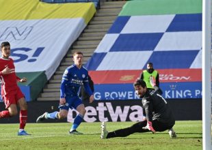 Λέστερ – Λίβερπουλ 3-1: Θρίαμβος για τις «αλεπούδες», κατέρρευσαν οι «Reds»