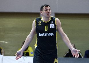Πένθος του Ματσιούλις, έχασε τον πατέρα του