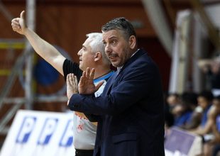 Άστραψε και βρόντηξε ο Παπαθεοδώρου: «Σκατόψυχα ανθρωπάκια, εκτελέσατε το σχέδιό σας»