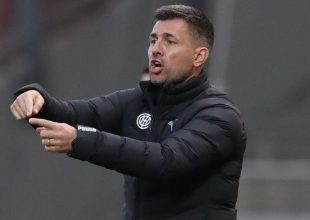 Σίμος: “Χρειαζόμαστε ένα καινούργιο ξεκίνημα”