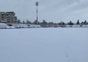 Αδύνατον να διεξαχθεί το Λάρισα – ΑΕΚ (VIDEO – ΦΩΤΟ)