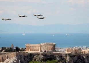 25η Μαρτίου: Εντυπωσιακή η παρέλαση για τα 200 χρόνια από την Επανάσταση του 1821