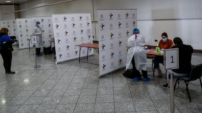 Κορωνοϊός: 7.009 νέα κρούσματα σήμερα στην Ελλάδα – 99 νεκροί και 697 διασωληνωμένοι