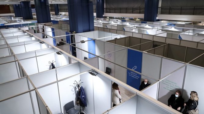 Επιχείρηση «Ελευθερία»: Έτοιμα τα δυο νέα mega εμβολιαστικά κέντρα σε Περιστέρι και Ελληνικό