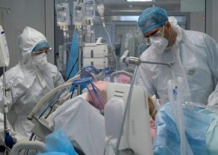 Κορωνοϊός: 1496 νέα κρούσματα σήμερα στην Ελλάδα, 53 νεκροί και ρεκόρ με 707 διασωληνωμένους
