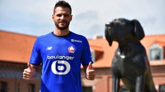 Τέλος ο Ορέστης Καρνέζης από τη Λιλ