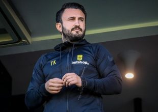 Καρυπίδης σε παίκτες: “Αν υπάρχει κάποιος που δεν αντέχει να μου το πει τώρα”
