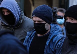 Νέα βόμβα κατά του Δημήτρη Λιγνάδη: Κατατέθηκε κι άλλη μήνυση για βιασμό σε βάρος του