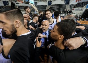 Λυκογιάννης: «Δεν θέλαμε να πάει η μπάλα στον Λάνγκφορντ»