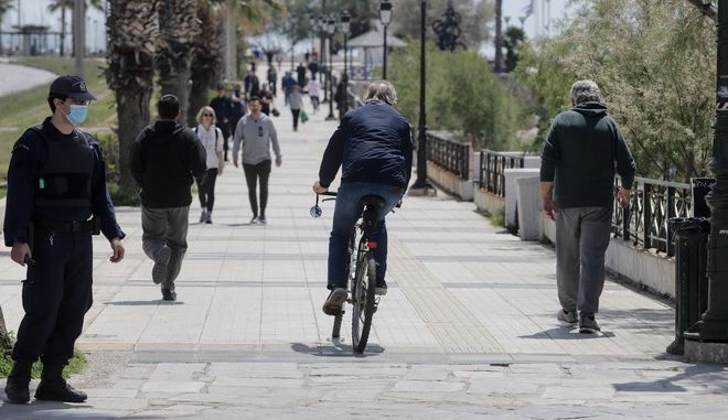 Κυβέρνηση για lockdown: Από το άνοιγμα στις “βαλβίδες αποσυμπίεσης”