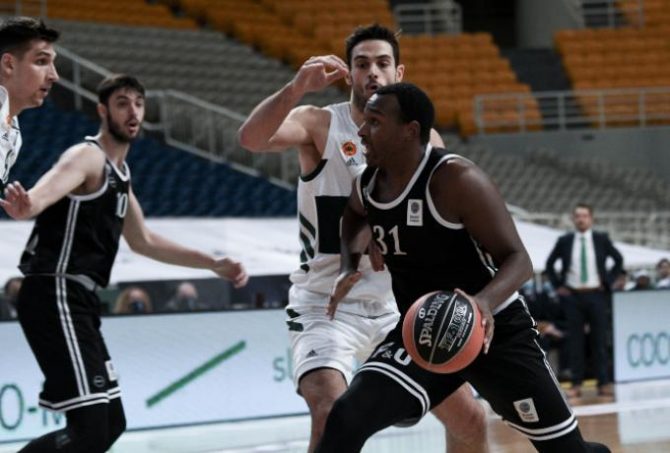 ΠΑΟΚ: Ενοχλήσεις και εξετάσεις για τον Τέρνερ