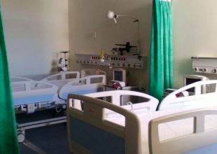 Λαμία: Μάνα και γιος με κορονοϊό το έσκασαν από το νοσοκομείο – Δεν πιστεύουν τους γιατρούς