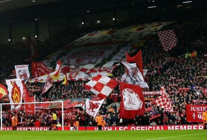 Λίβερπουλ: Καταδίκασε τα ομοφοβικά συνθήματα κατά του Γκίλμορ