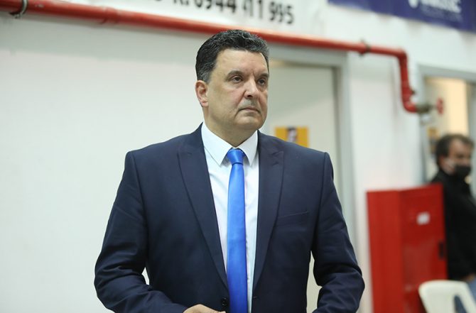 Κλείνει Αγγέλου ως το τέλος της σεζόν