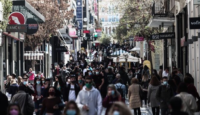 Κορωνοϊός – διασπορά: Δύσκολη η κατάσταση στην Αττική με 716 νέα κρούσματα