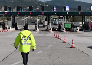 Lockdown: Τι απάντησε ο Χαρδαλιάς περί ανοίγματος των μετακινήσεων το Πάσχα